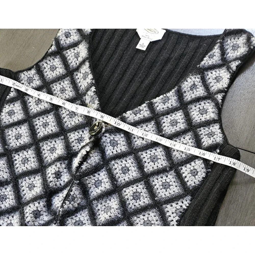 Large Black Gray Granny Square Merino Wool Sweater Vest Boho Hippie Festival - Picture 3 of 6